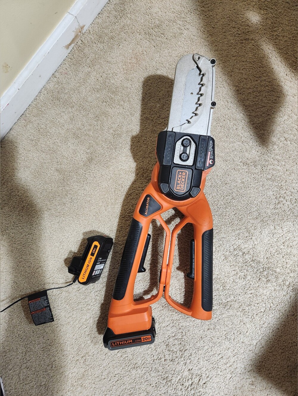 Black & Decker Orange and Black Cordless Pruning Shears with 2  20V Batt/Charger